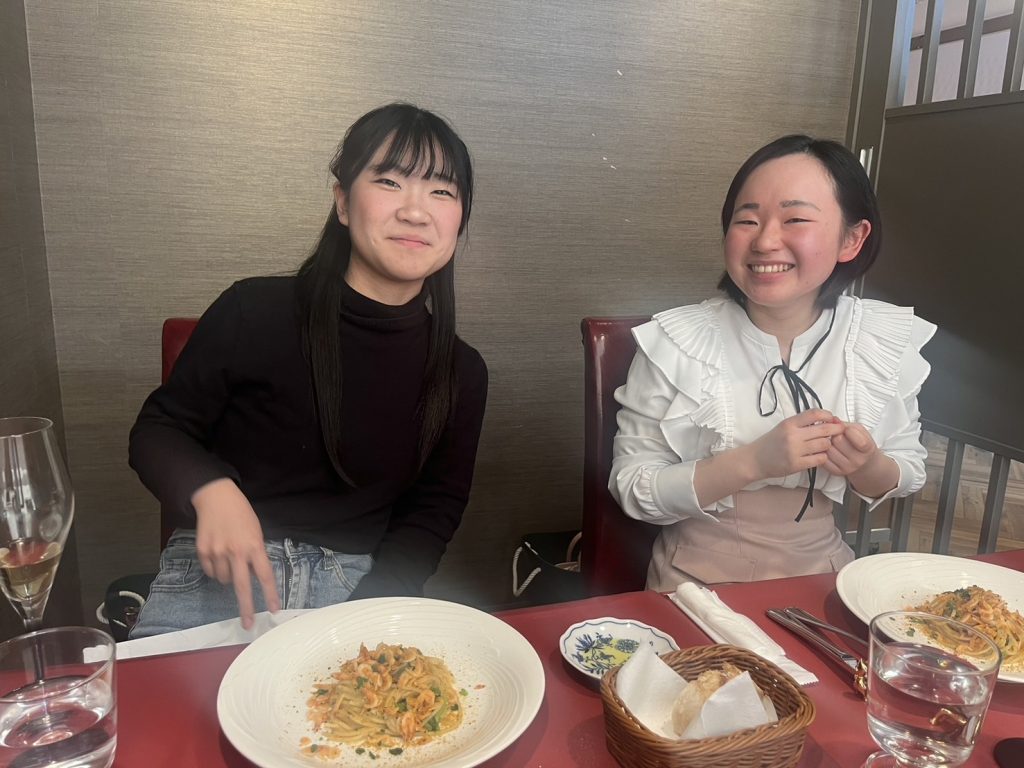 S__43638820_0-1024x768 さあ、新しい気持ちで♪(こころちゃんと、きなこちゃんは大学生に♪)