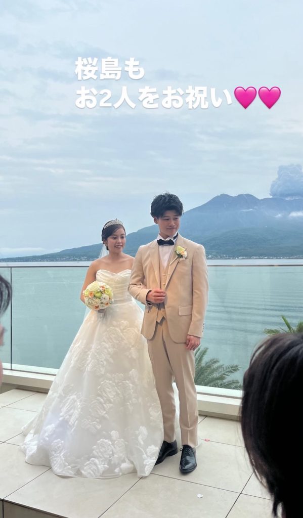 S__23912477_0-599x1024 なっちゃん❤️ご結婚おめでとう❤️